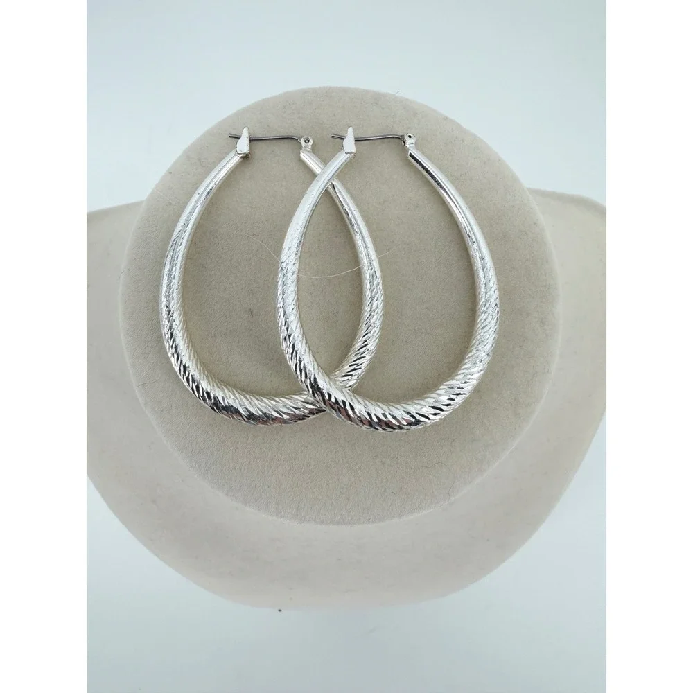 N/A textured hoop
